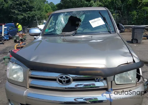 2005 Toyota Tundra Sr5 V8 z USA, uszkodzony, nr VIN 5TBDT44185S466775